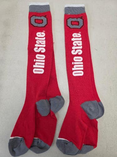 ST23 Mens NCAA OHIO STATE BUCKEYES Crew Socks Lot of 2 Pair MEDIUM 5-10 New