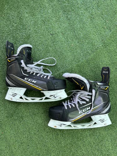 Senior CCM Tacks 9080 Hockey Skates Regular Width 11.5 (Used)