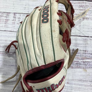 White Wilson A2000 1975 RH Baseball Glove 11.75" (Used)