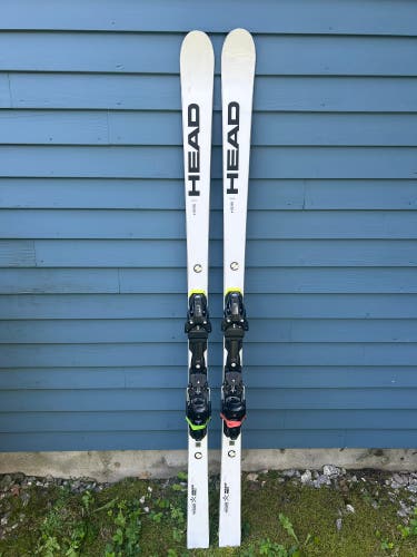 Head e-GS RD, 176, 23m with a Freeflex ST 14 binding