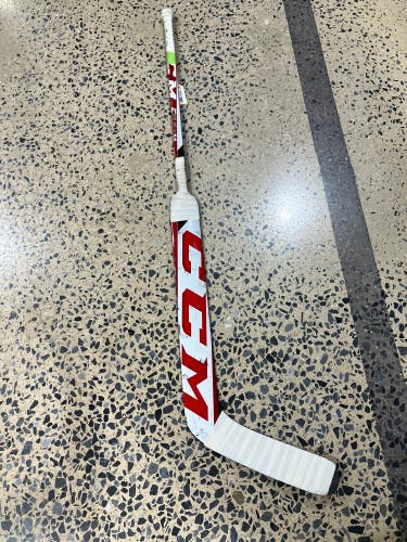 Senior CCM Extreme Flex 5.9 Goalie Stick Regular 26" Paddle (Used)