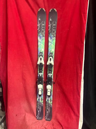 Skis: Atomic Affinity Pure women's all-mountain skis, 148cm
Bindings: Atomic
Binding Range: 260-380