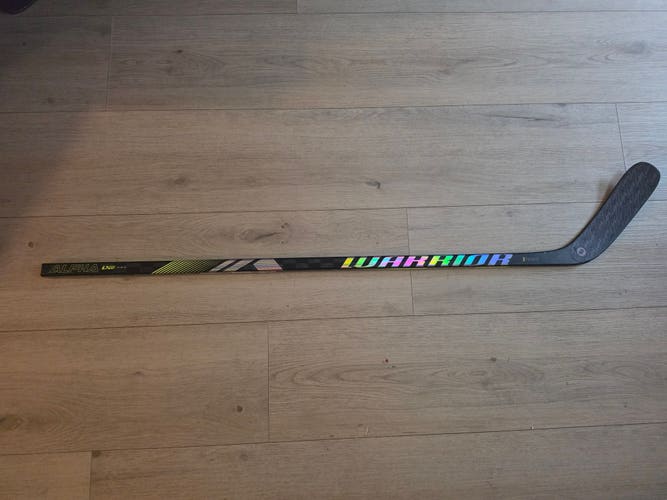 Warrior Alpha LX2 Pro Junior Hockey Stick