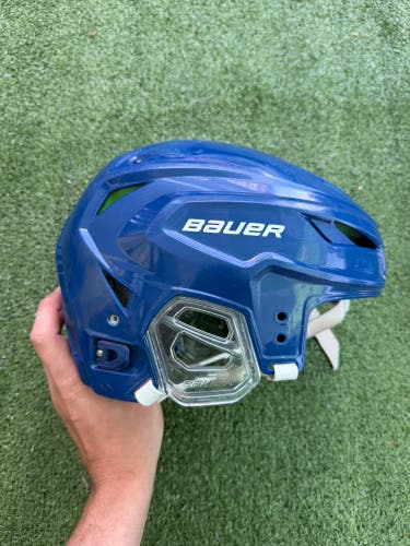 Small Bauer Hyperlite Helmet