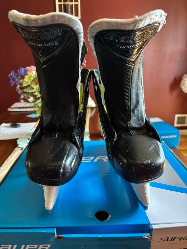 2024 Bauer Supreme M50 Pro Hockey Skates 9 (Used)