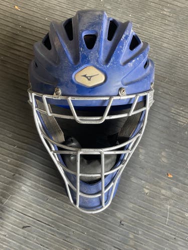 Blue Youth Mizuno Catcher's Mask (Used)
