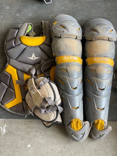 Yellow All Star System 7 Catcher's Set (Used)
