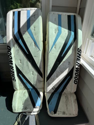34" Sher-Wood T100 Goalie Leg Pads (Used)