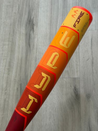 2025 Easton Hype Fire Composite USSSA Bat (-8) 23 oz 31"