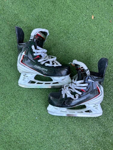 Junior Bauer Vapor XLTX Hockey Skates | Size 3.5