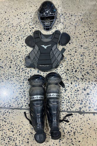 Youth Easton/Mizuno Catcher's Set (Used)
