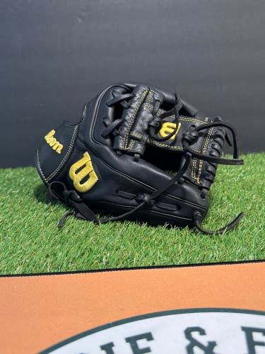 2025 Wilson A950 RH Infield Baseball Glove 11.5" (Used-Like New)