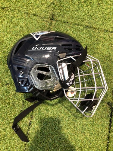 Blue Small Bauer Re-Akt 90 Helmet (Used)