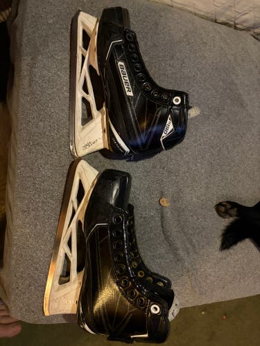 2016 Bauer Supreme S190 Hockey Goalie Skates Regular Width Size 4 (Used)
