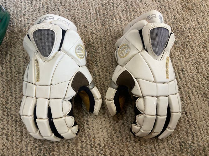 Maverik Wonderboy Lacrosse Gloves (Used)