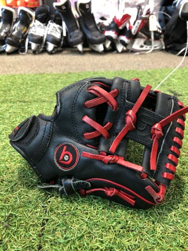 Bradley Igniter RH Baseball Glove 10" (Used)