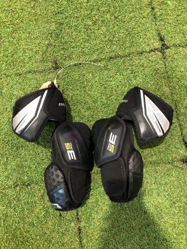 Intermediate Medium Bauer Supreme 3S Pro Elbow Pads (Used)