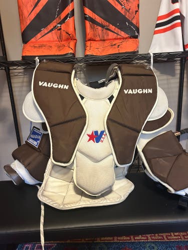Small 2025 Vaughn Velocity V4 7600 Pro Spec Goalie Chest Protector (Used)
