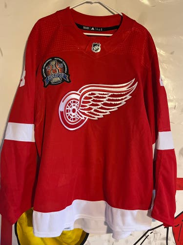 Adidas Detroit Red Wings Ericsson Size 54 Men's Hockey Jersey (New) MIC