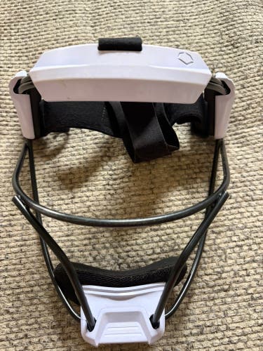 Evoshield softball fielder mask