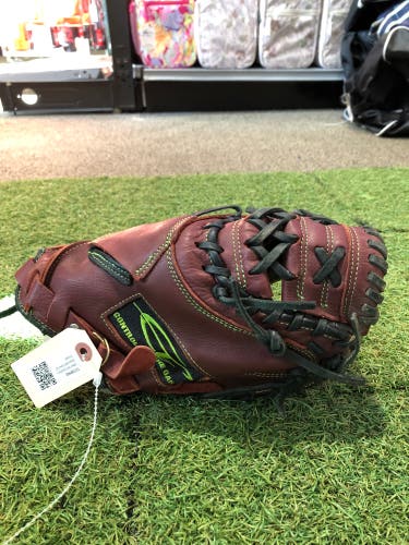 Controlling The Game LR32C RH Catcher's Baseball Glove 32" (Used)