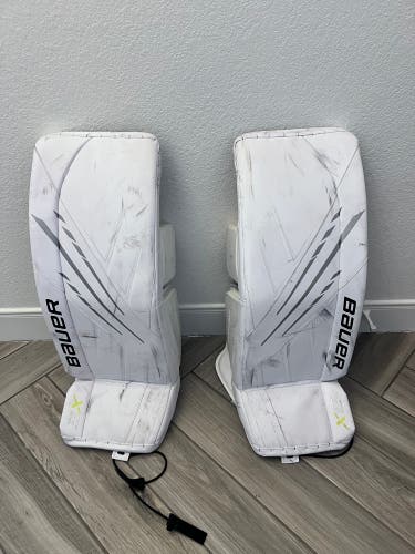 Small Bauer Vapor 3X Goalie Leg Pads (Used)