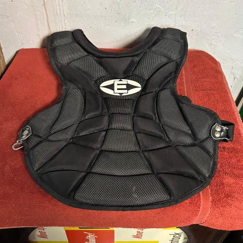 Easton Stealth Catcher's Chest Protector