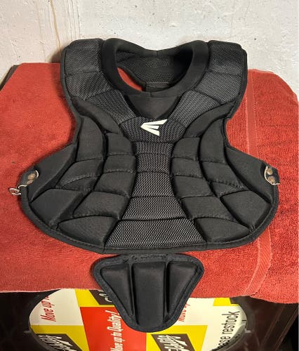 Easton Catcher's Chest Protector 14”