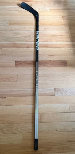 CUSTOM Bauer Vapor Hyperlite Left Hand Hockey Stick P28 82 Flex Pro Stock (Used)