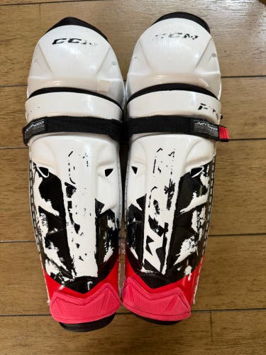 Junior CCM JetSpeed FT485 12" Shin Pads (Used)
