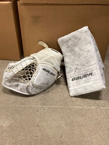 Junior Bauer S20 GSX Goalie Gloves & Blockers Regular (Used)