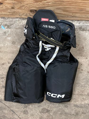 Black Senior Large CCM Tacks AS 580 Hockey Pants (Used)