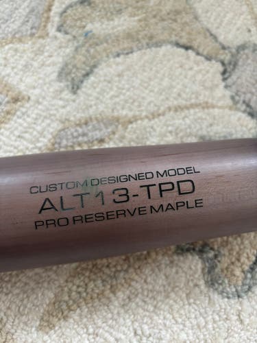 2025 Victus Torpedo Maple Bat (-3) 29 oz 32" (Used)