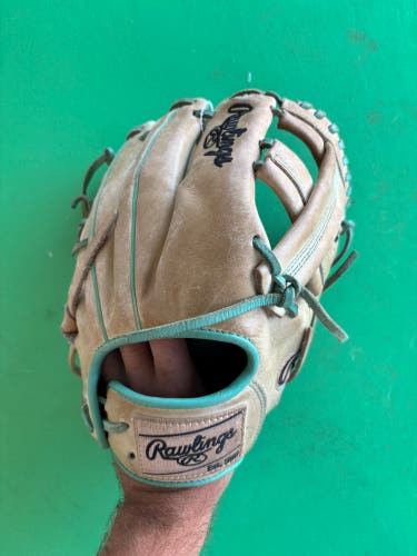 Rawlings Heart of the Hide RH Infield Baseball Glove 11.5"