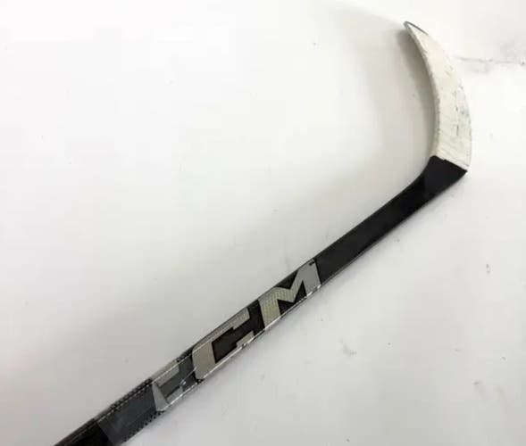 *Read Description * Intermediate CCM JetSpeed FT7 Pro Right Handed Hockey Stick P29 65 Flex (Used)