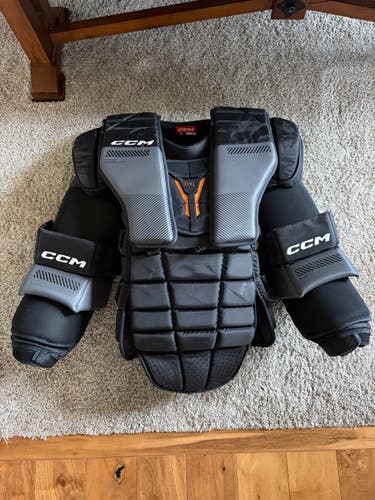 XL CCM d30 Goalie Chest Protector Pro Stock