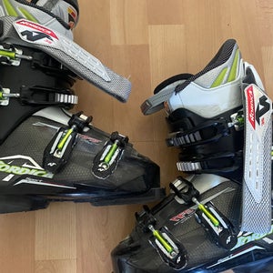 Mondo 25 & 25.5 Nordica SportMachine Ski Boots (Used)