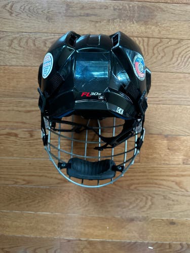 Youth CCM FitLite 3DS Helmet (Used)