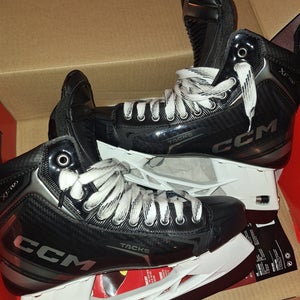 2024 CCM Tacks XF Hockey Skates Regular Width Pro Stock 9.5 (New)