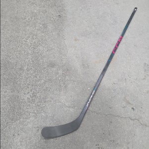 New Senior CCM Ribcor Unleashed Pro Right Handed Hockey Stick P29 65 Flex