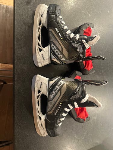 CCM AS-V Hockey Skates 12 (Used)