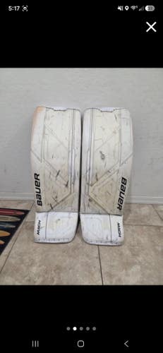 35" Bauer Mach Goalie Leg Pads (Used)