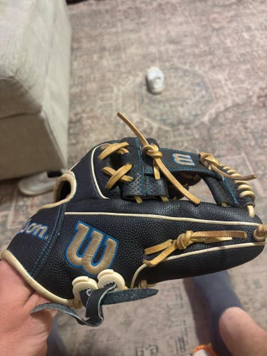 Wilson A2000 RH Infield Baseball Glove 11.5" (New)
