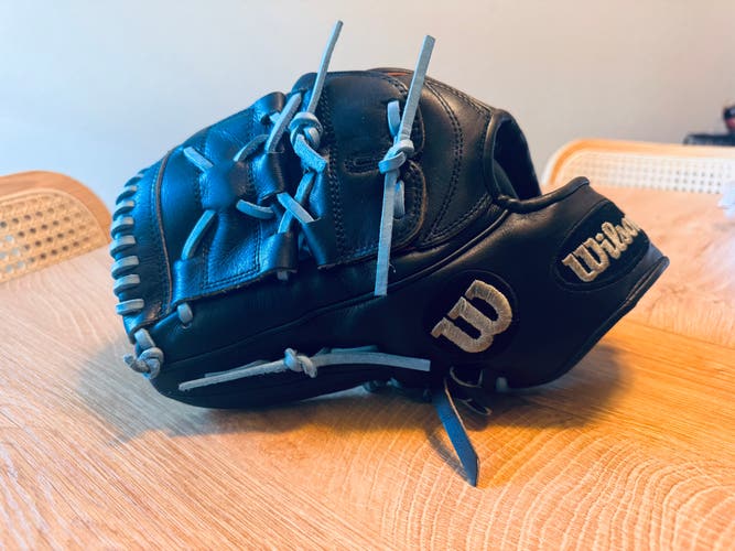 Wilson A2K LH Pitcher's Baseball Glove 12" (Used)