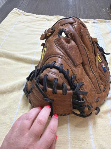 Wilson PRO RH Catcher's Baseball Glove 32" (Used)