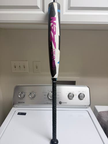 DeMarini Zen Bat (-8) 23 oz 31" (Used)