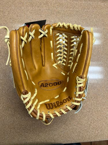 Wilson A2000 D33 LH Baseball Glove 11.75" (New)