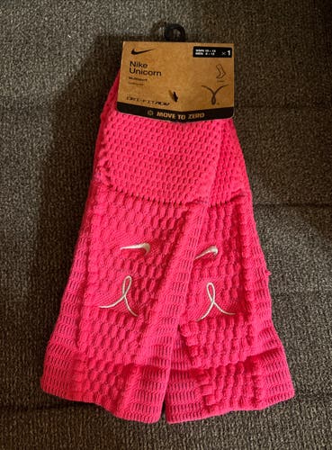 Nike Unicorn Kay Yow Pink Breast Cancer Dri-Fit ADV Socks Size Large 8-12 IB9160-645
