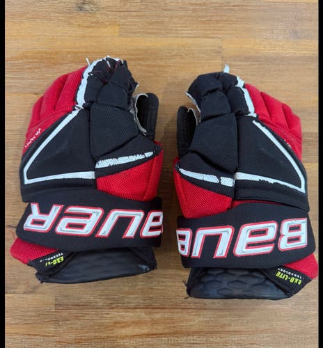 Bauer Vapor Hyperlite Gloves 14" (Used)