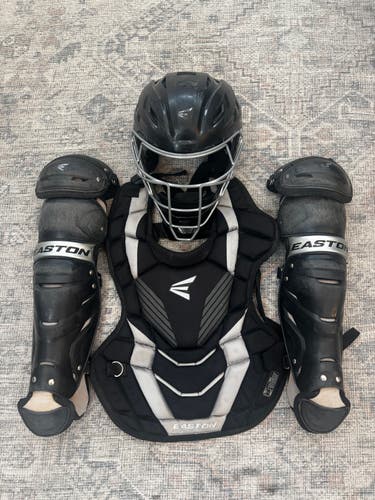 Easton Gametime Catcher's Set